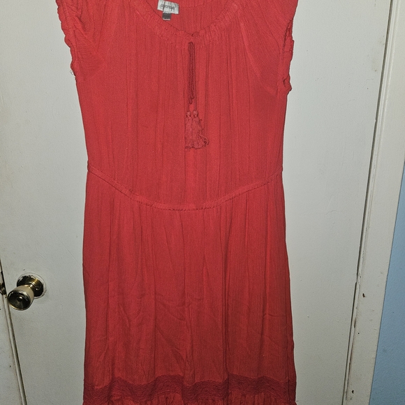 Avenue Red Maxi Dress - Picture 3 of 4